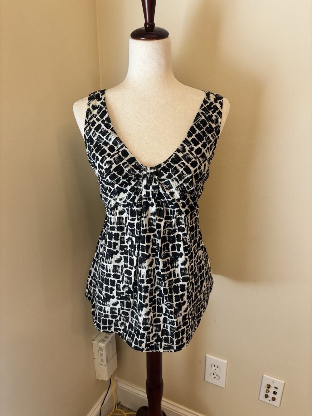 John Paul Richard Vintage 90s Babydoll Top Business Casual Black & White Size L